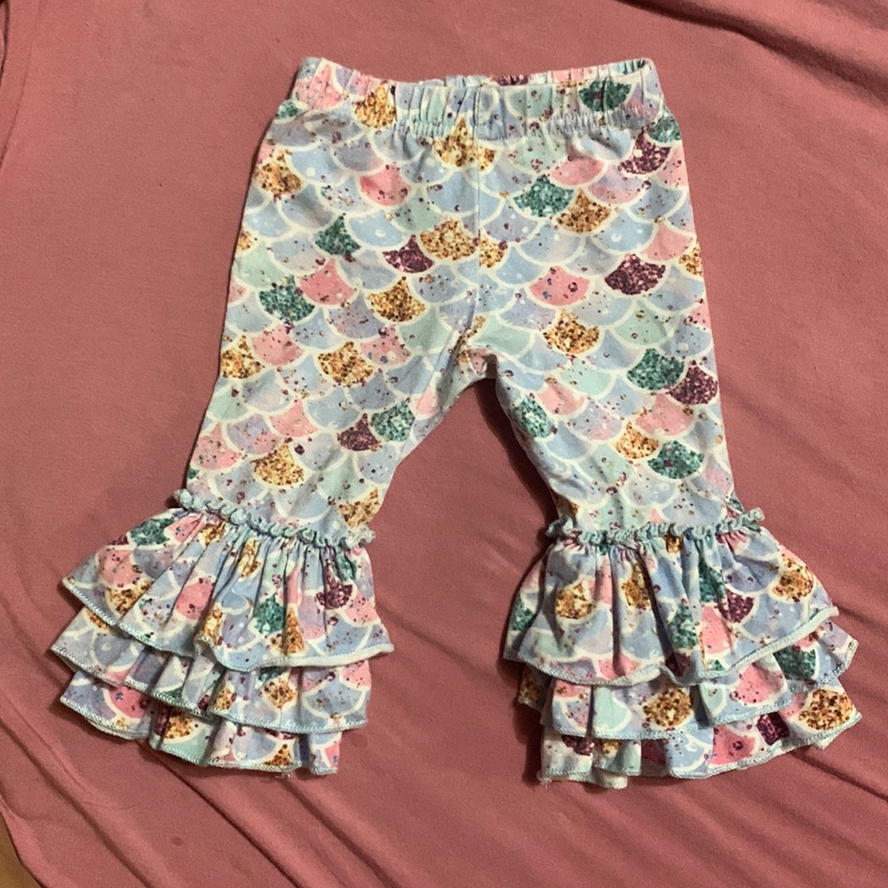 Ruffle pants